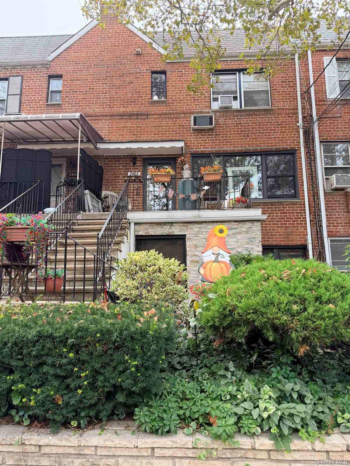 2462 Bragg ST, Brooklyn, NY 11235