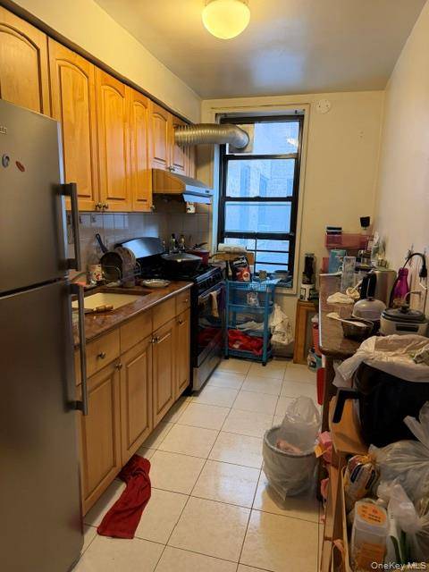 38-15 149th ST #1A, Flushing, NY 11355