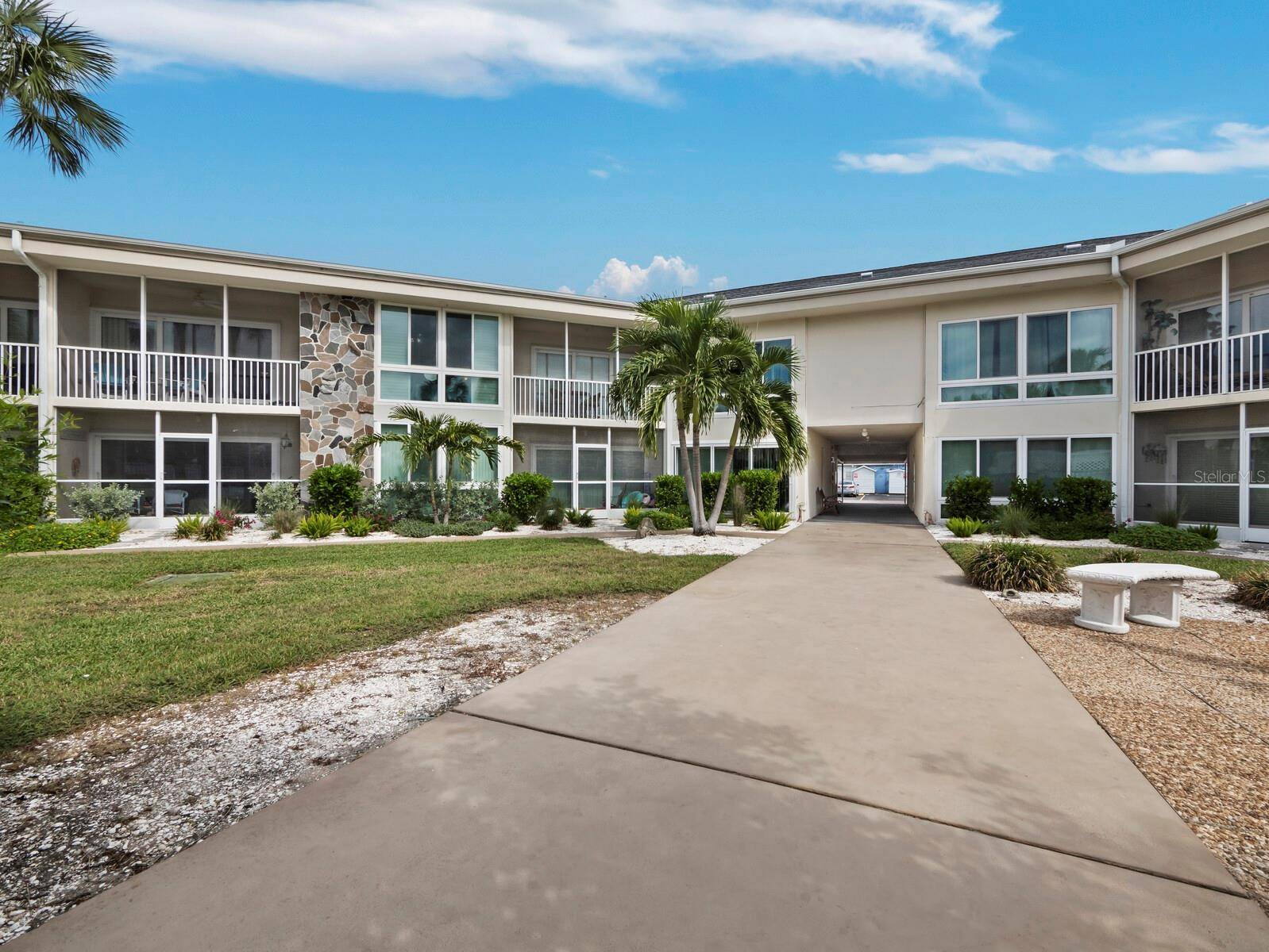 500 S WASHINGTON DR #19B, Sarasota, FL 34236