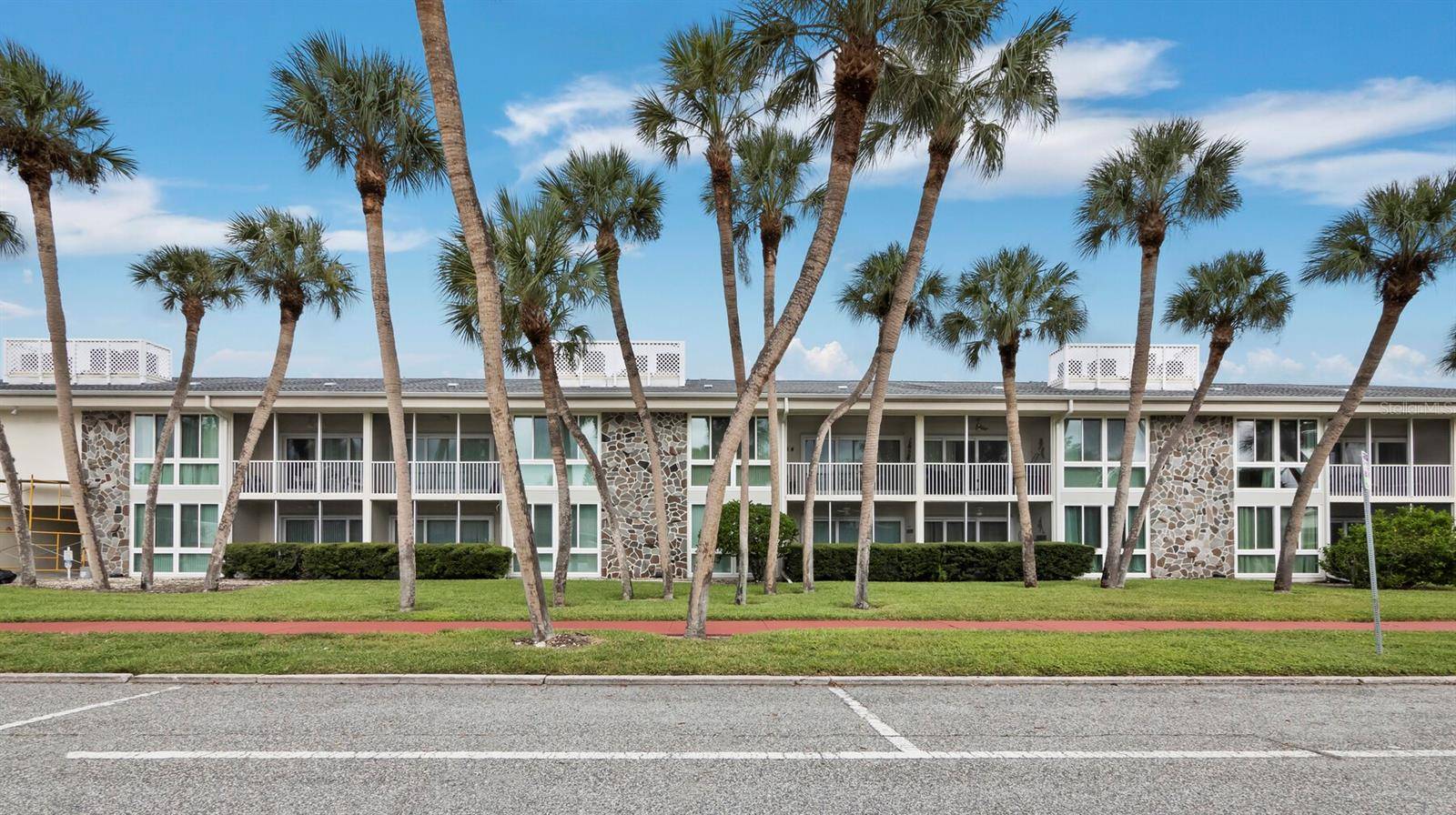 500 S WASHINGTON DR #19B, Sarasota, FL 34236