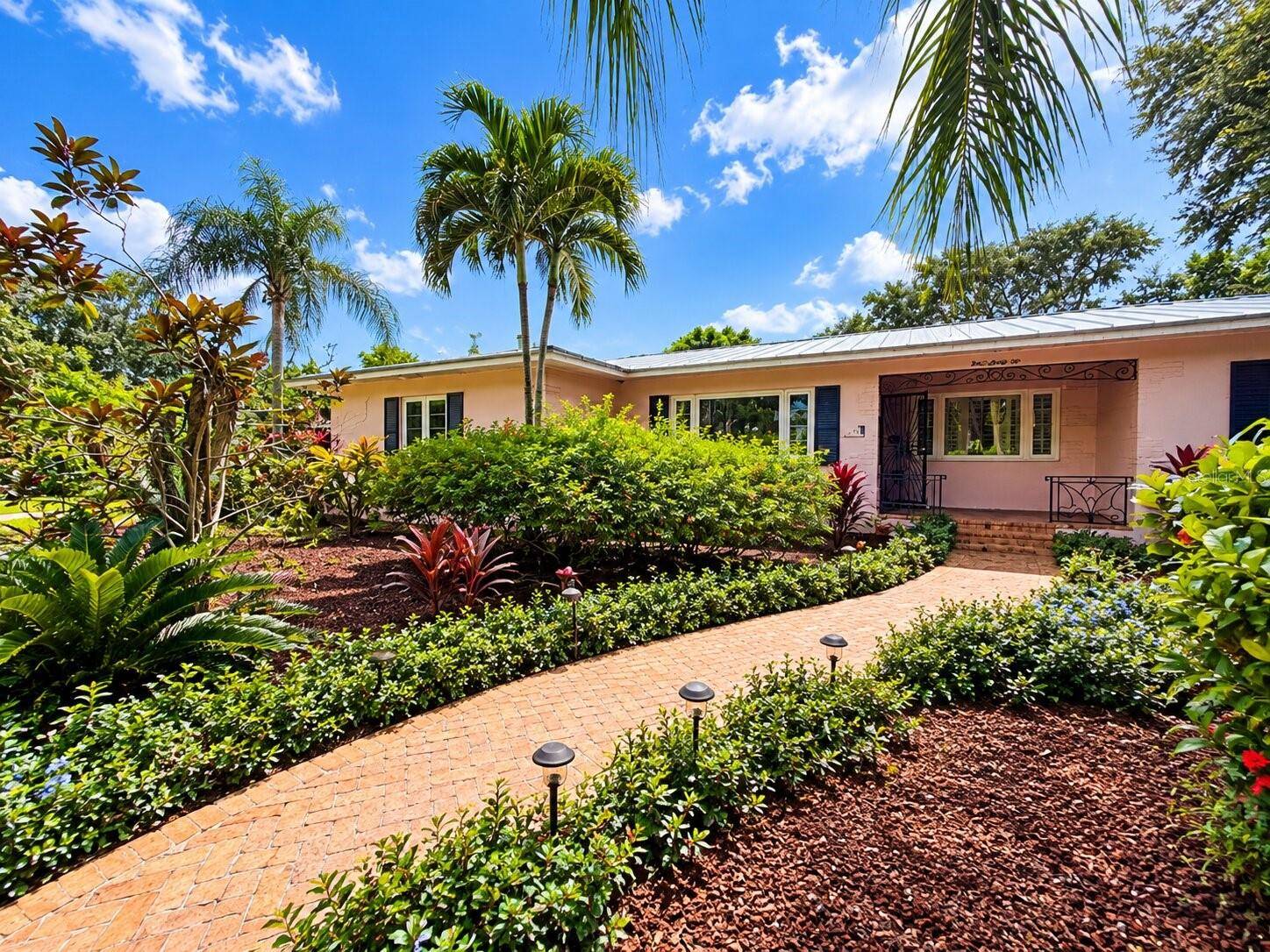 332 NE 92ND ST, Miami Shores, FL 33138