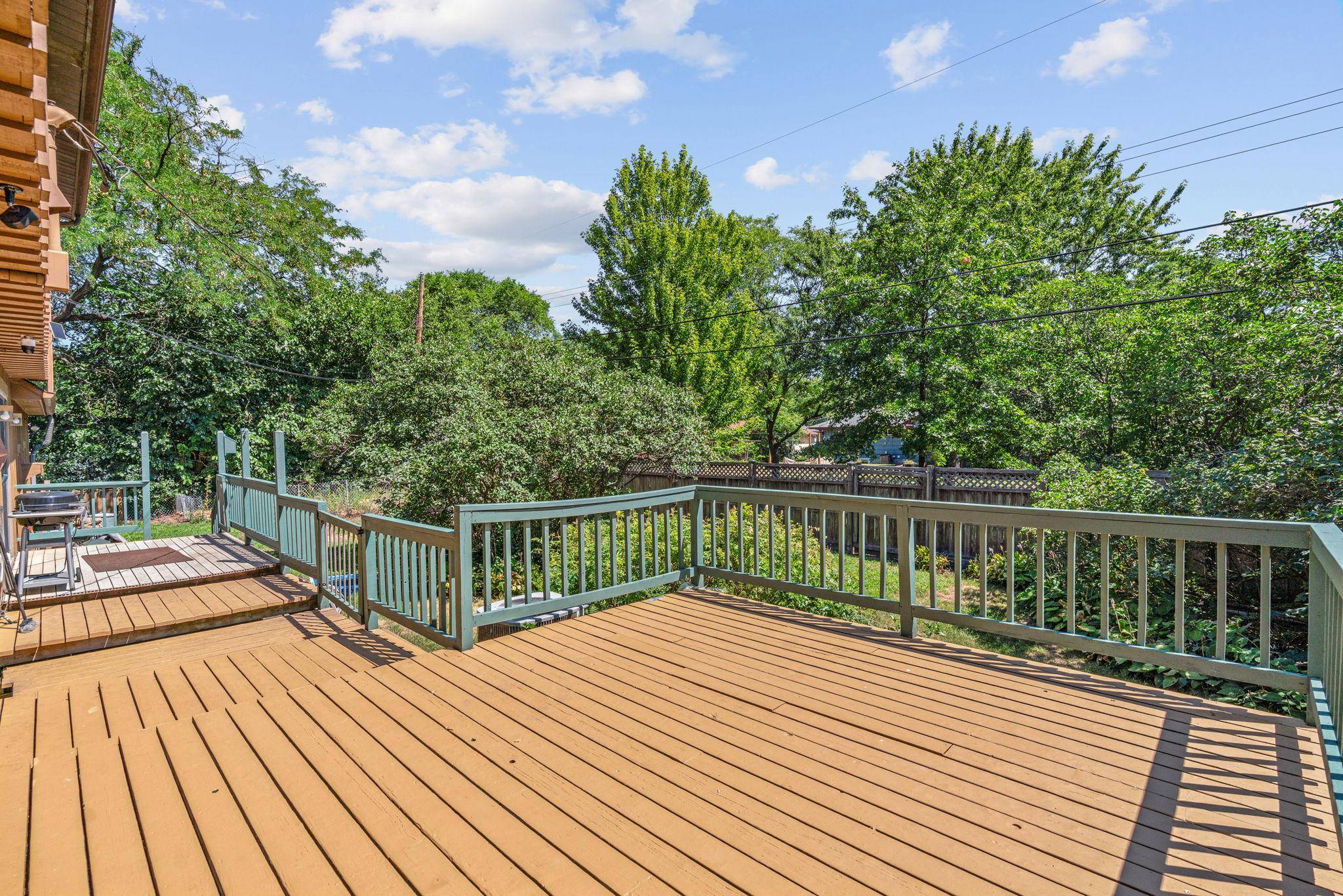 5510 James AVE N, Brooklyn Center, MN 55430