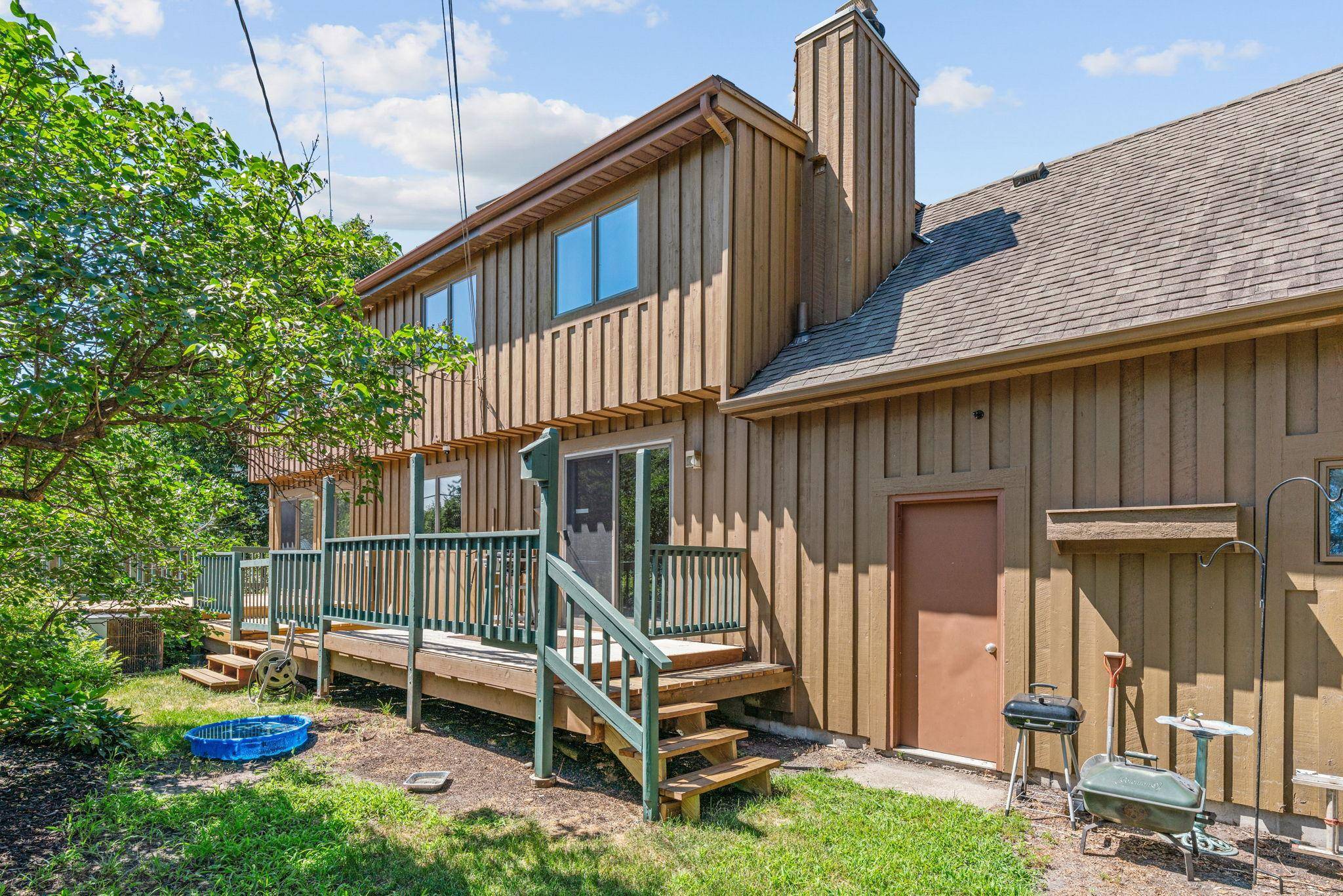 5510 James AVE N, Brooklyn Center, MN 55430
