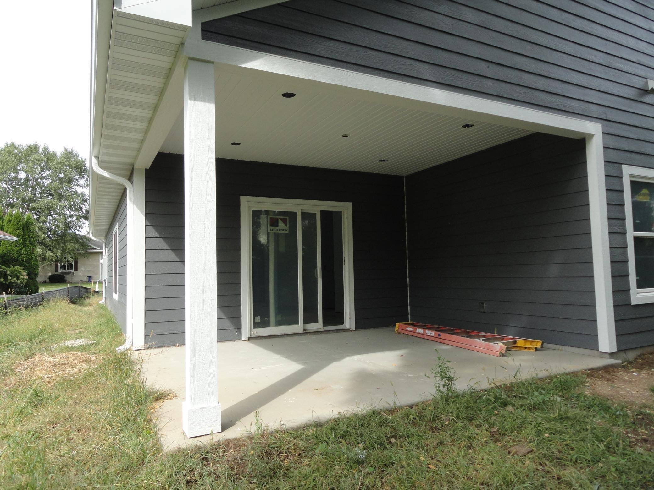 1041 Harvest WAY, Lake City, MN 55041