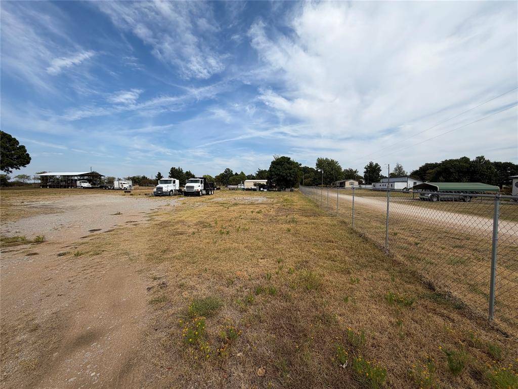 12296 Pineview CIR, Kingston, OK 73439
