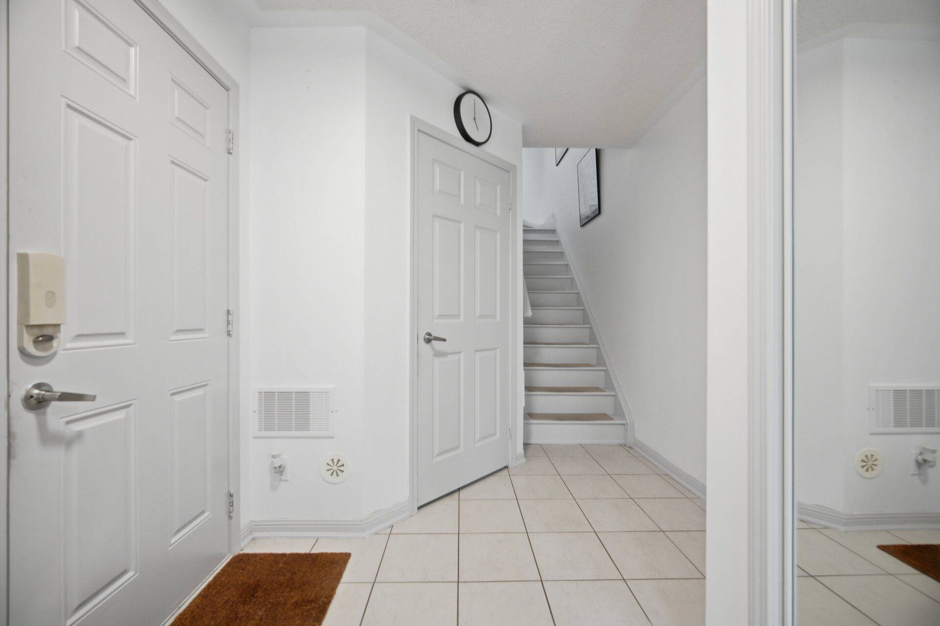 220 Mortimer CRES, Milton, ON L9T 8N8