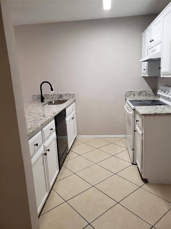 808-810 Red Bud Drive, Desoto, TX 75115