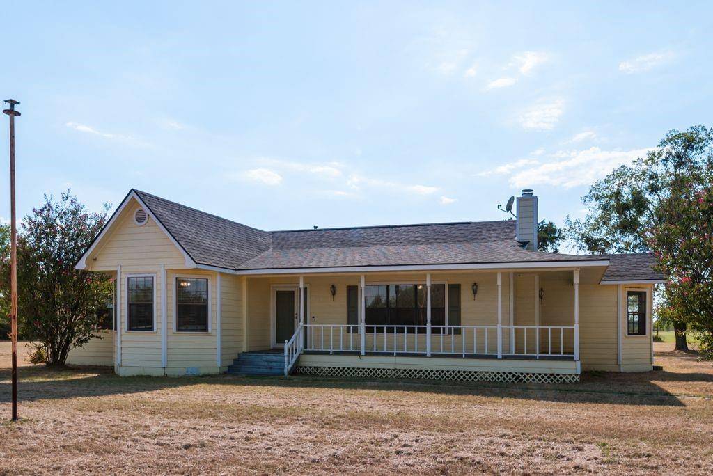 17450 Fm 2613, Kemp, TX 75143
