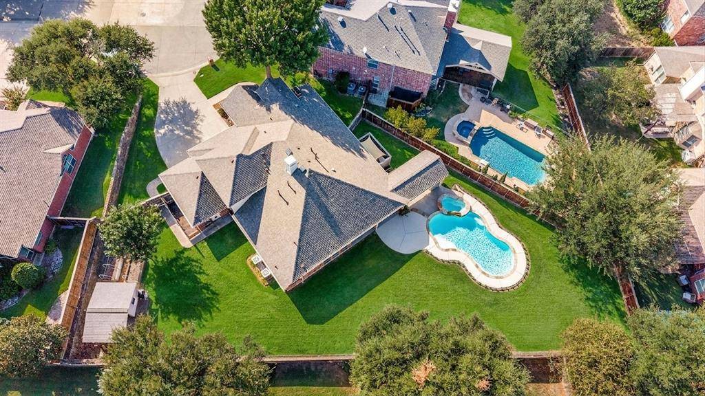 2405 Warwick Circle, Mckinney, TX 75072