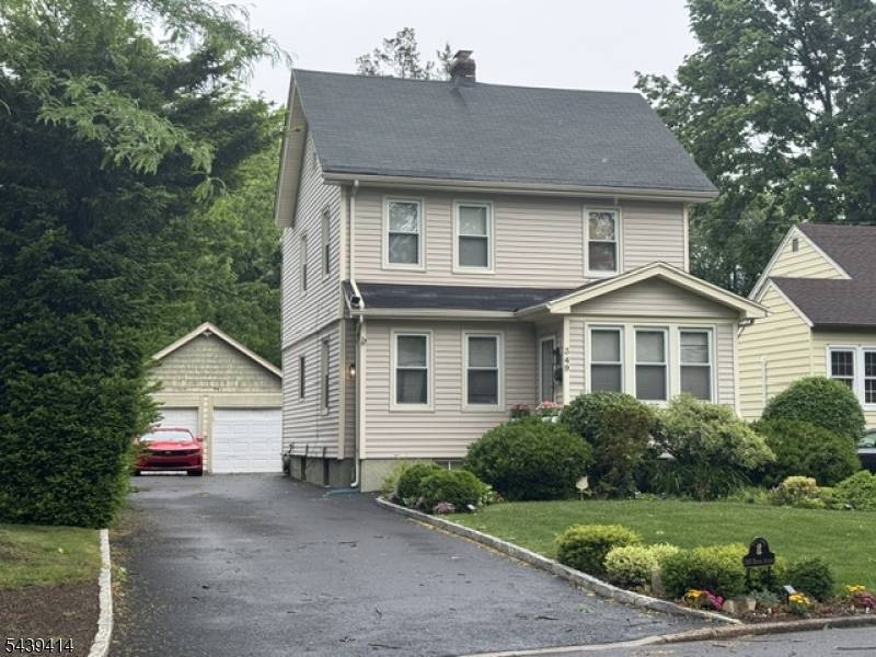 349 Brook Ave, North Plainfield Boro, NJ 07060
