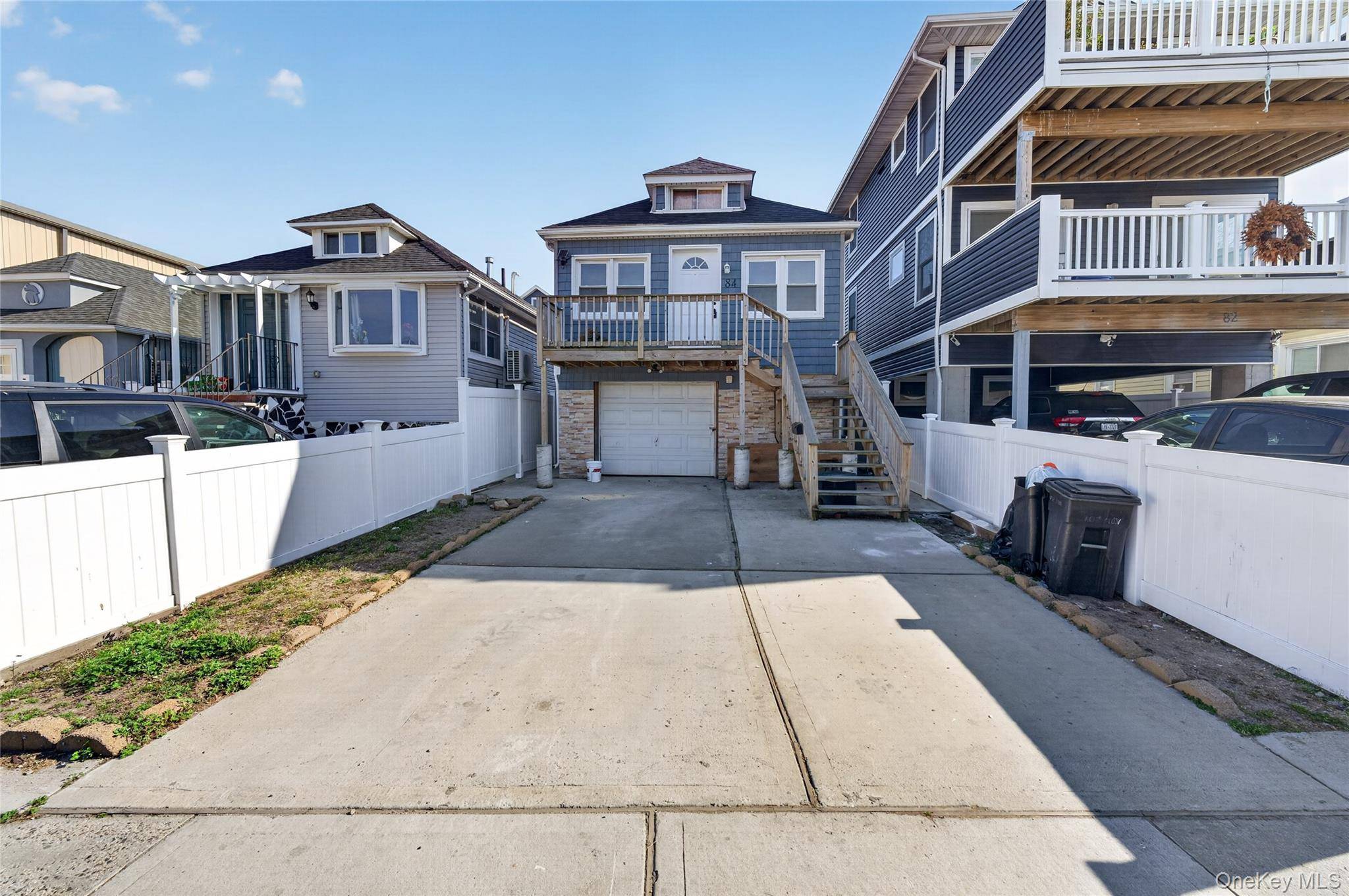 84 E Pine ST, Long Beach, NY 11561