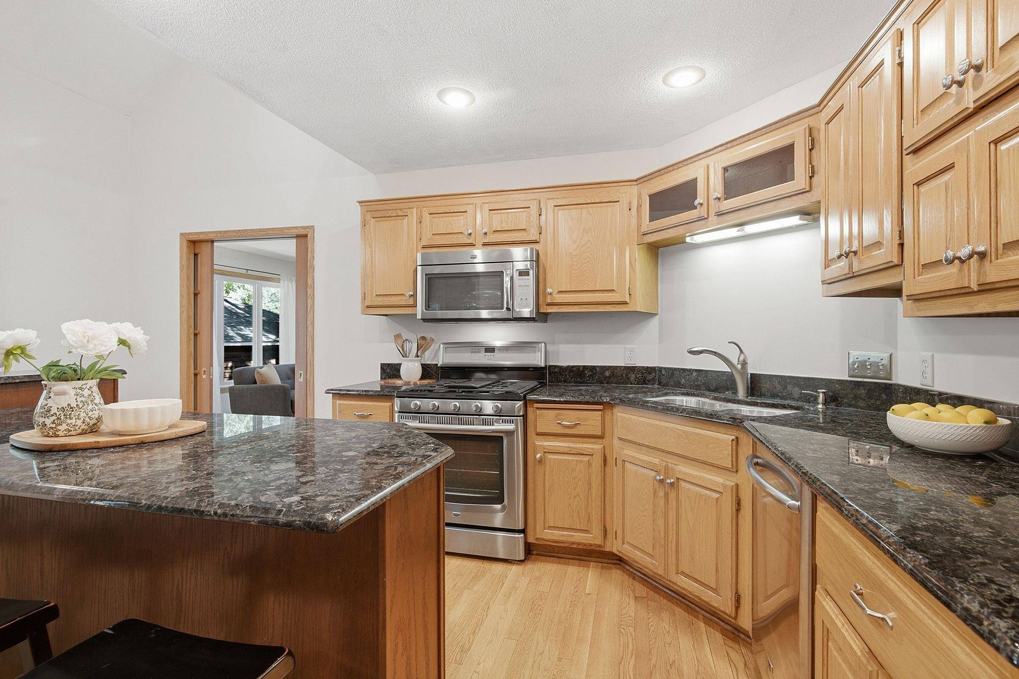 12827 Dover CT, Apple Valley, MN 55124