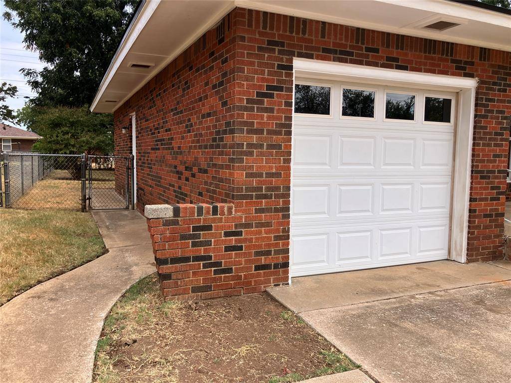 825 E Bouse DR, Midwest City, OK 73110