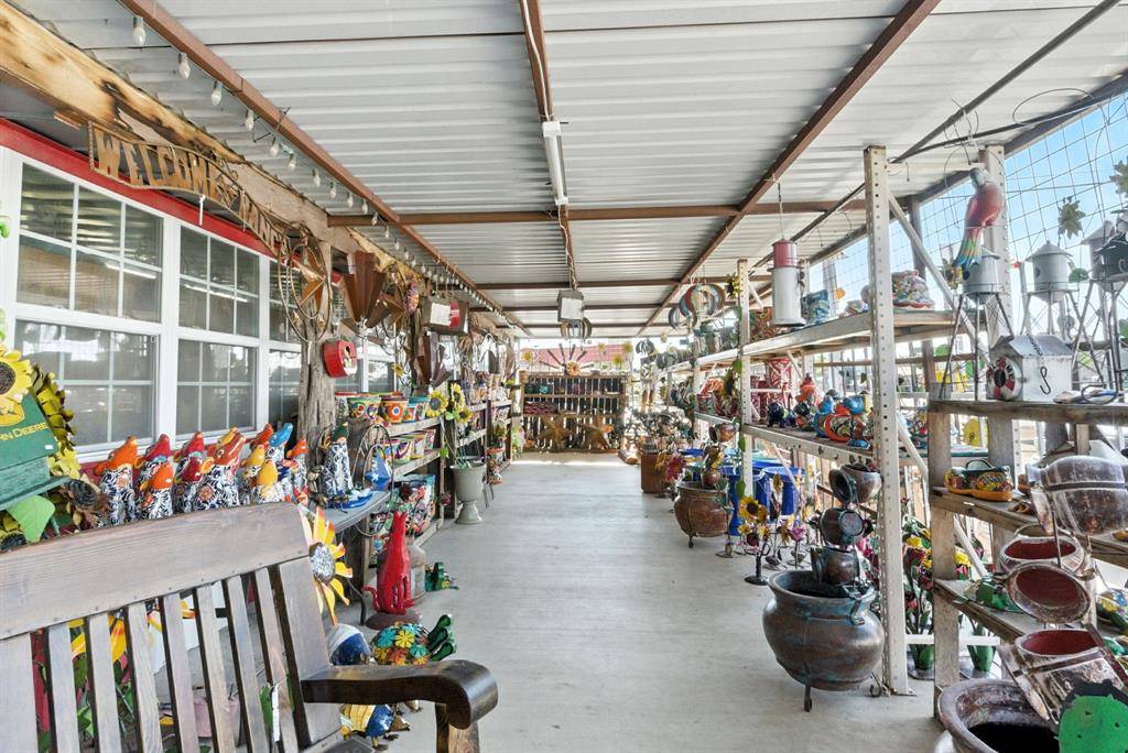 100 SE 5th Street, Cross Plains, TX 76443