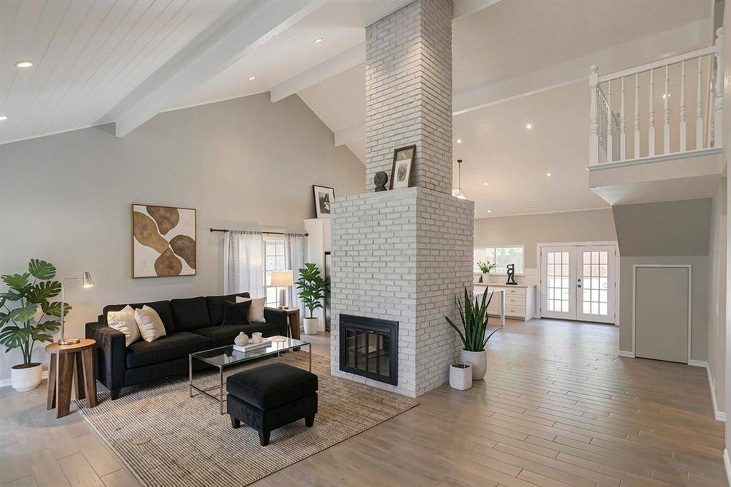 1121 Augusta Court, Mansfield, TX 76063