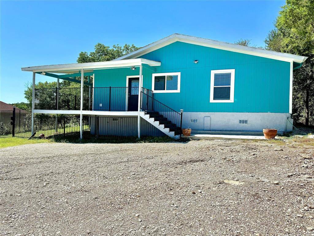 2618 Creekview Drive, Granbury, TX 76048