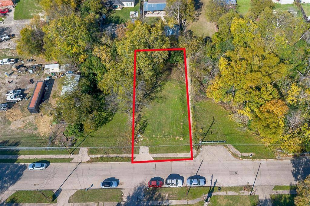 2433 52nd Street, Dallas, TX 75216