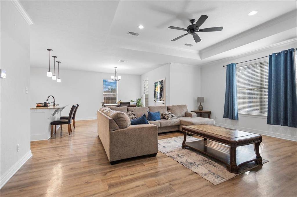237 Oak Valley Drive, Gilmer, TX 75644