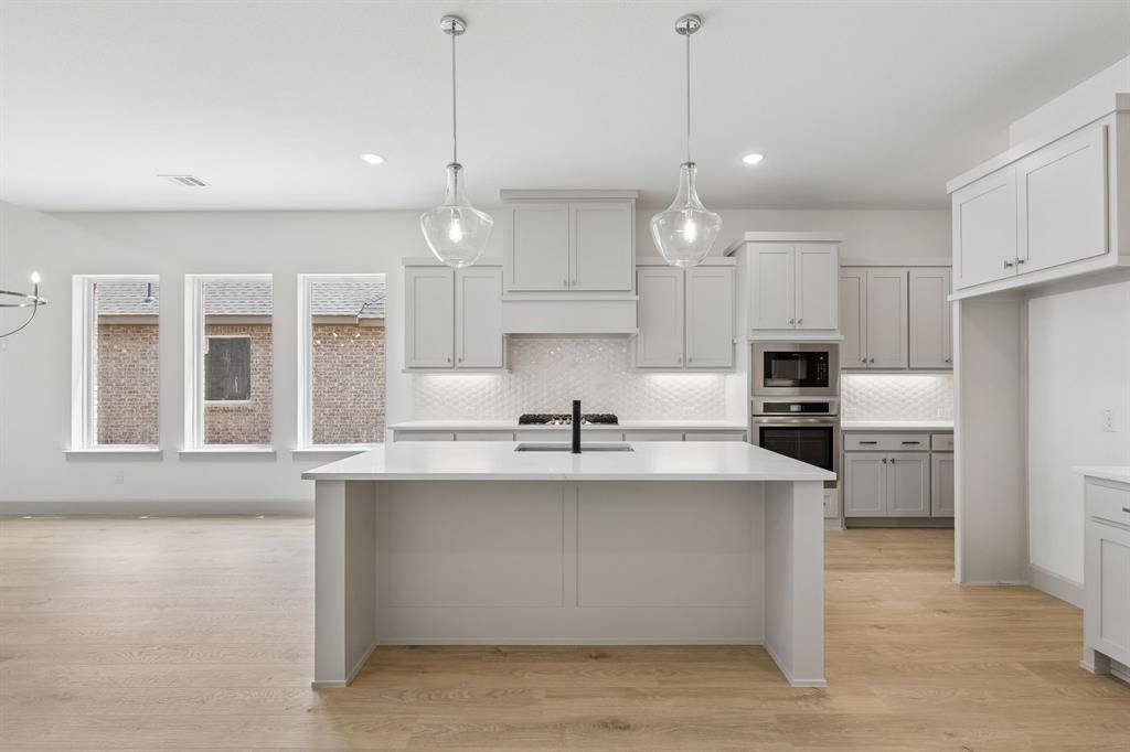 15734 Split Bark Lane, Frisco, TX 75033