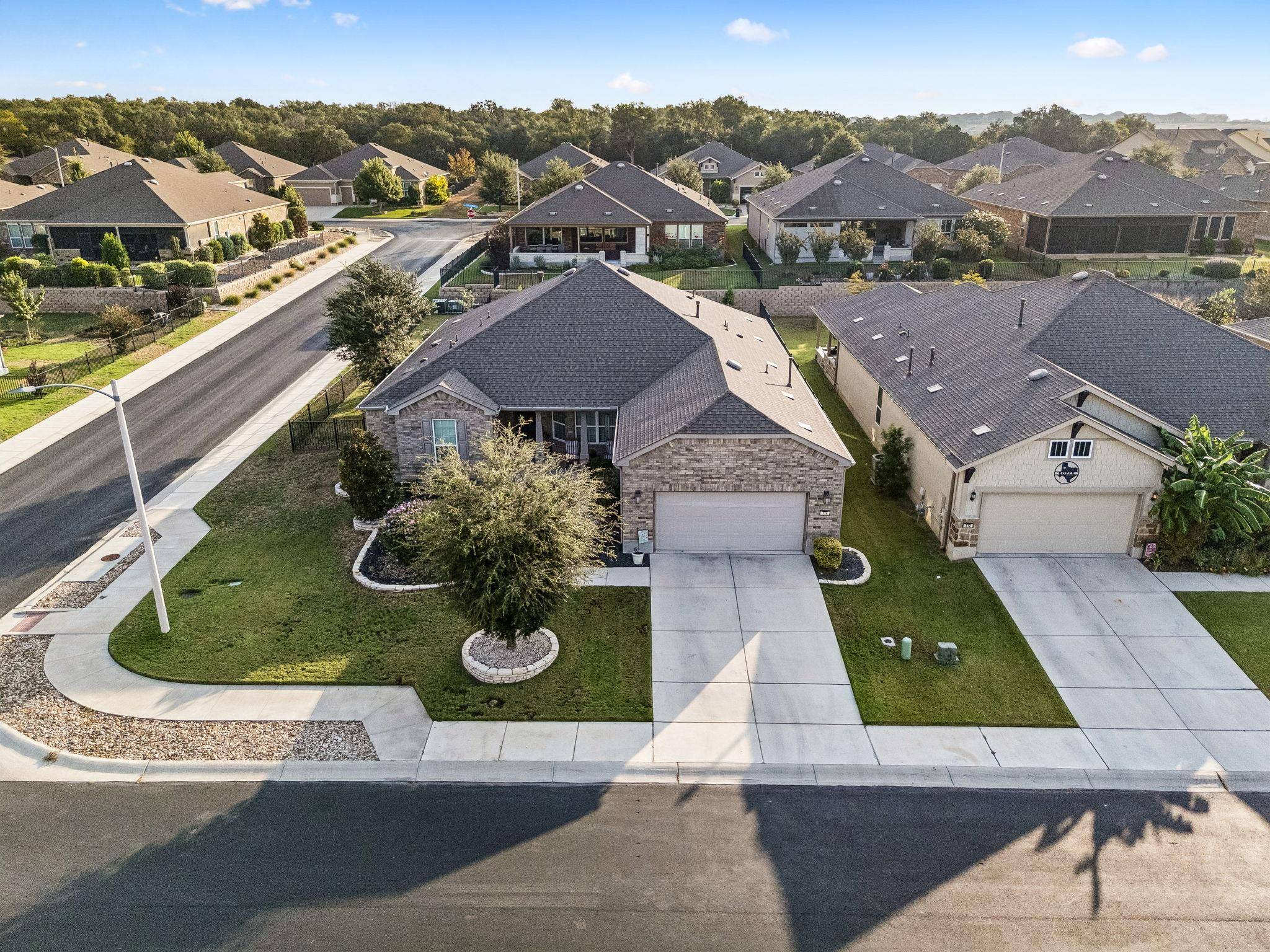 114 Palo Blanco Creek LN, Georgetown, TX 78633