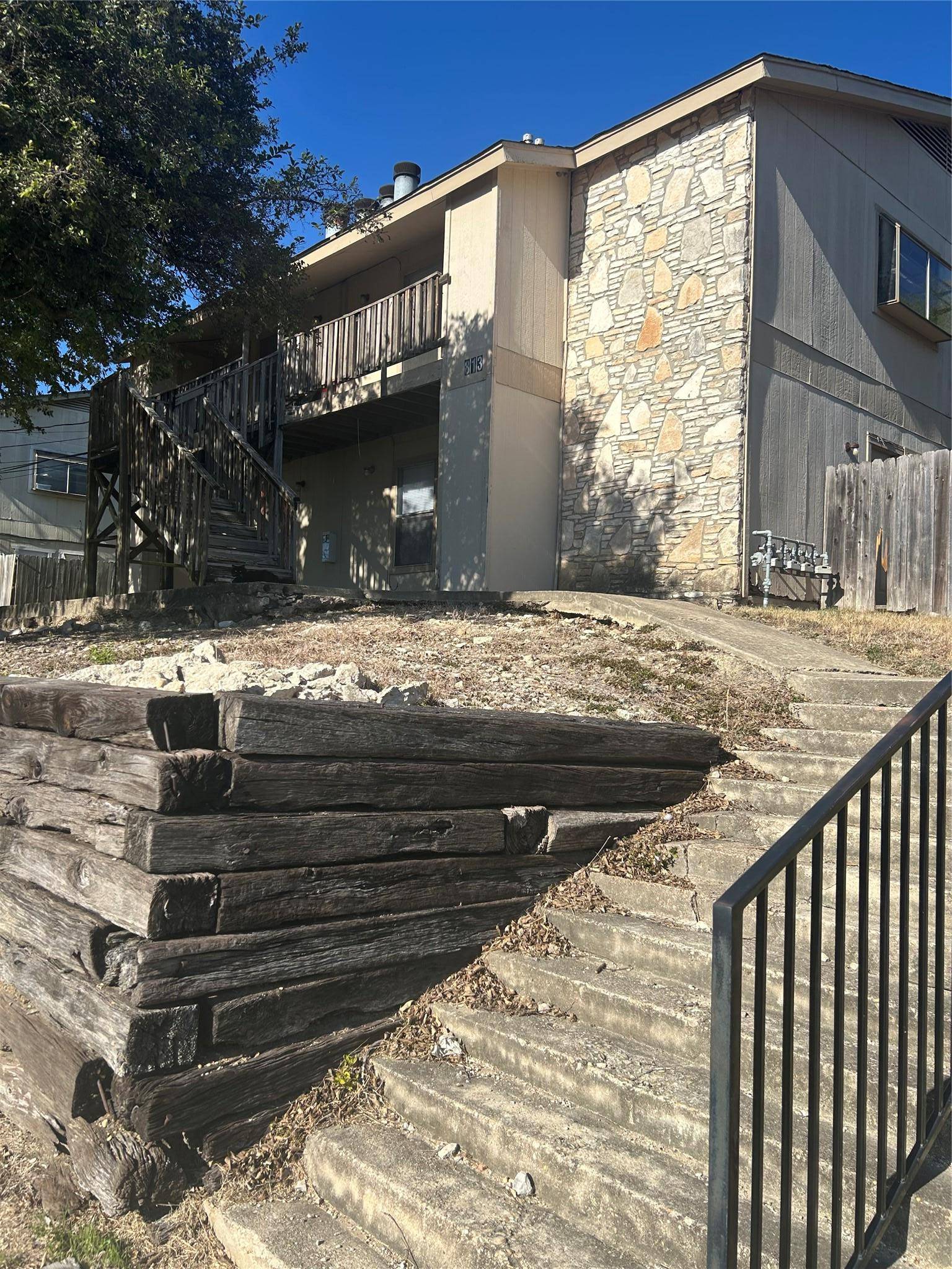 813 Bracewood CIR, San Marcos, TX 78666
