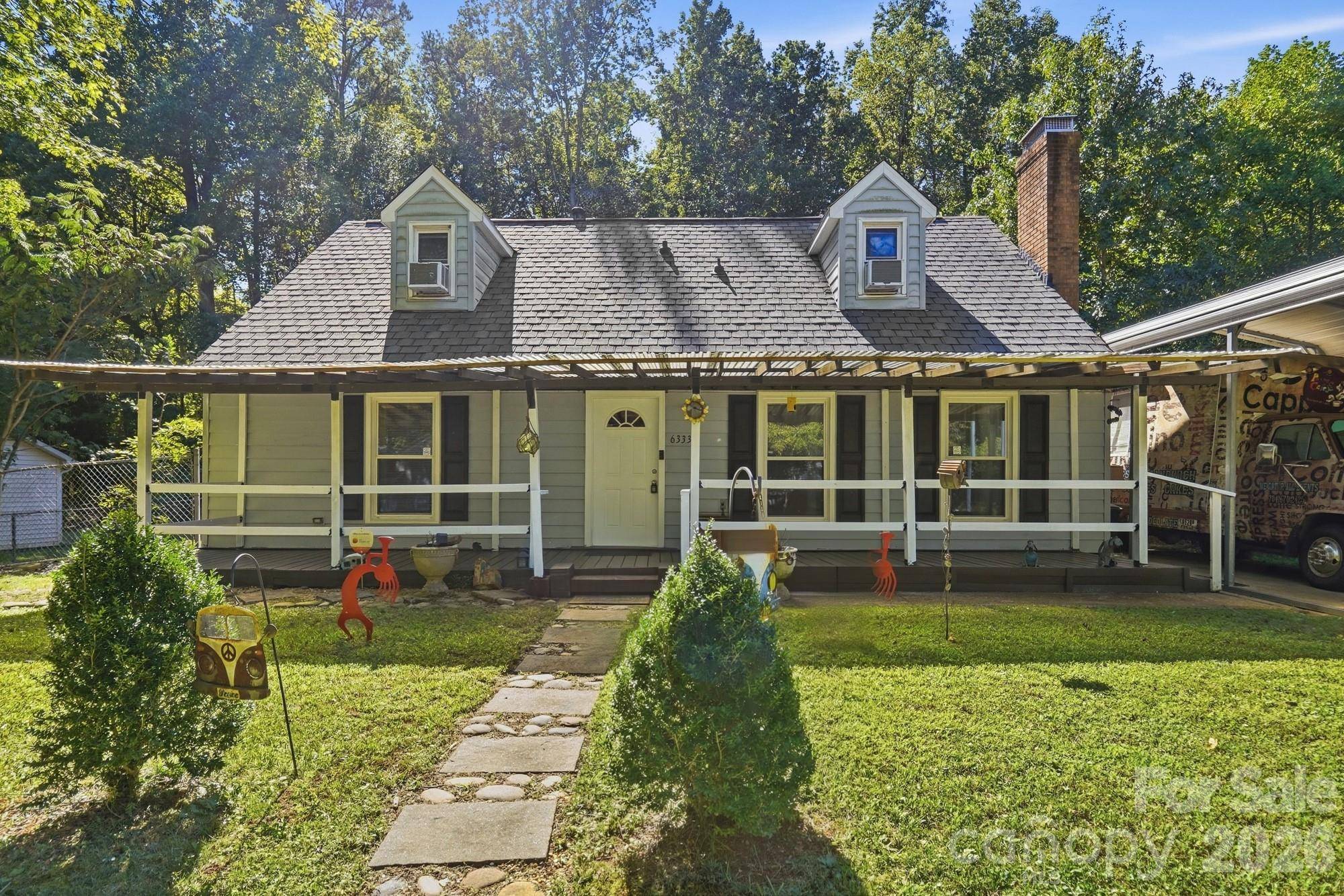 6333 Round Hill RD, Charlotte, NC 28211