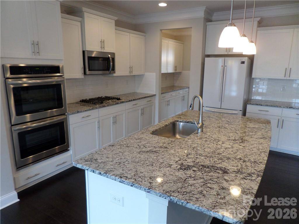 9515 Inverness Bay RD, Charlotte, NC 28278