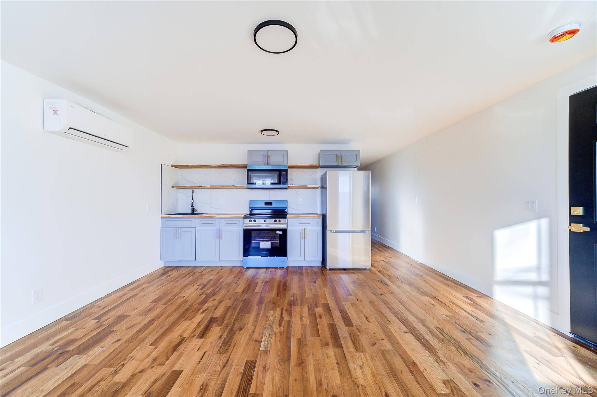 258 State ST #6, Hudson, NY 12534