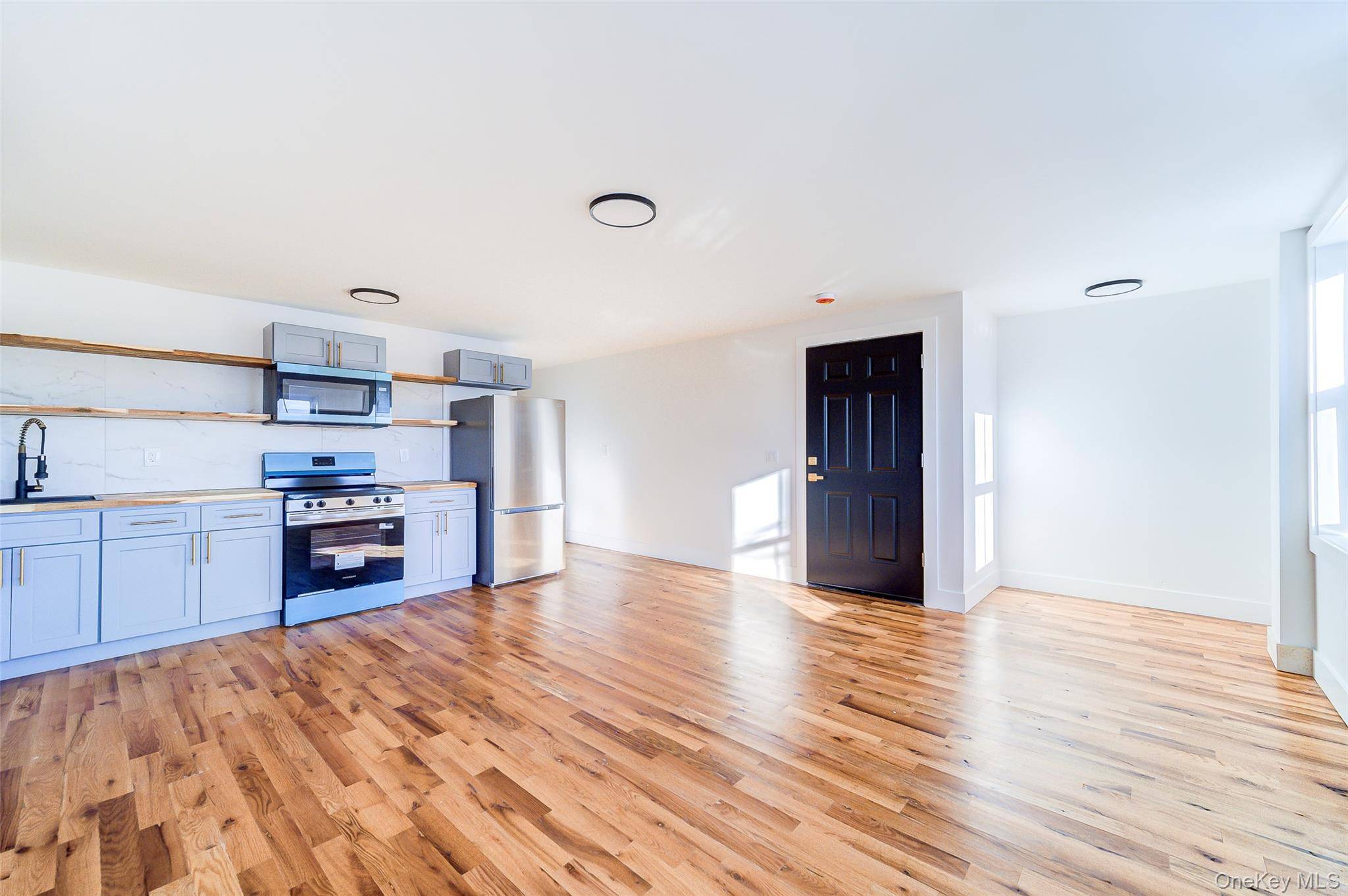 258 State ST #6, Hudson, NY 12534