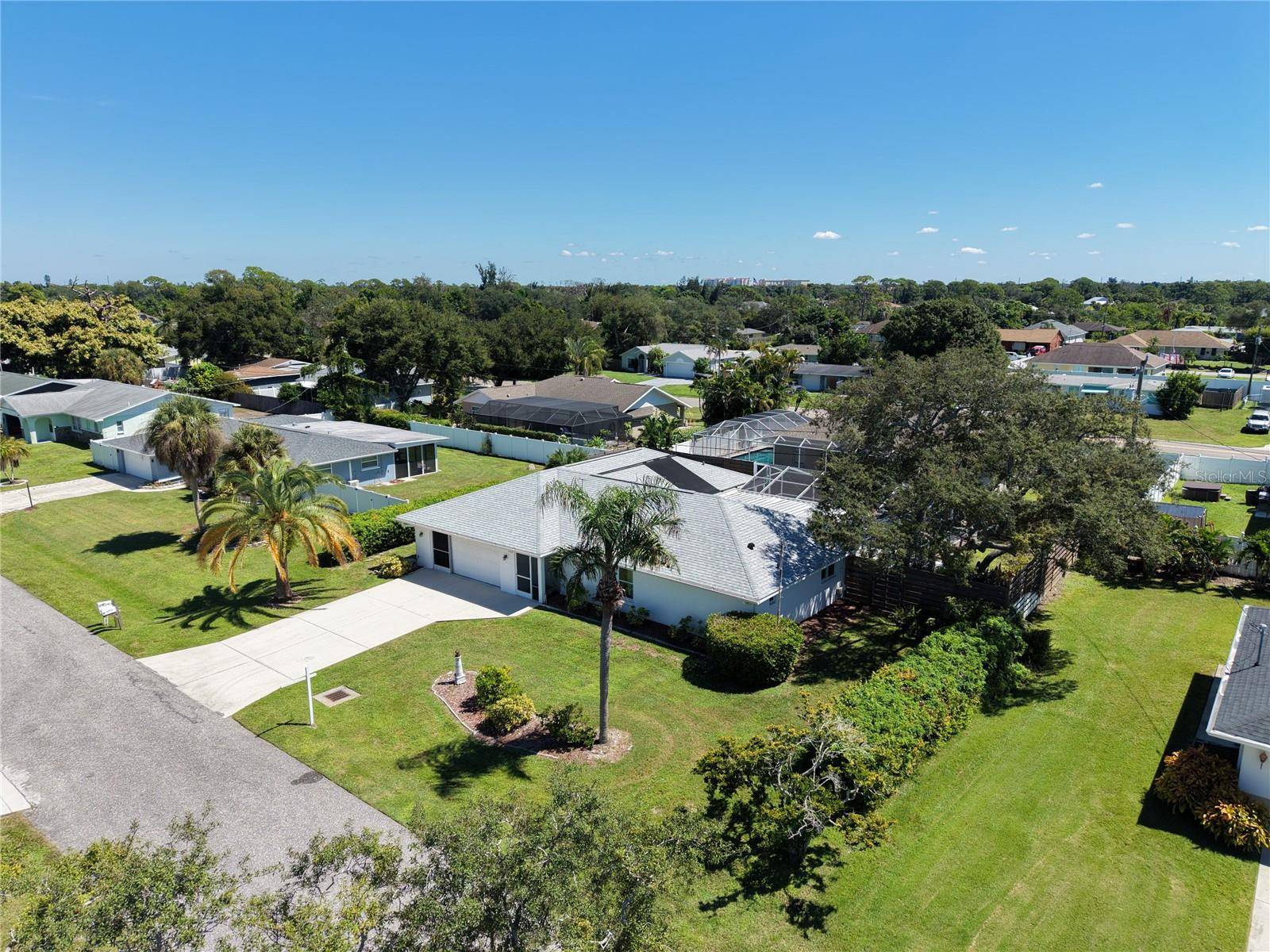 755 CUMBERLAND RD, Venice, FL 34293
