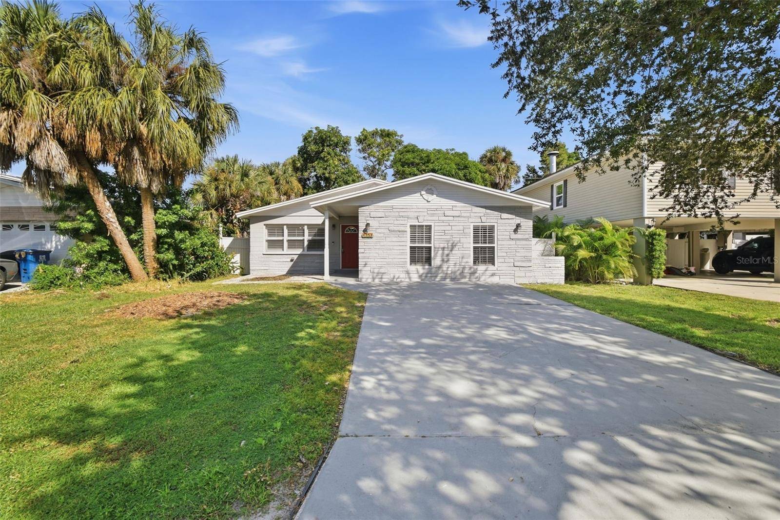1751 MISSISSIPPI AVE NE, St Petersburg, FL 33703