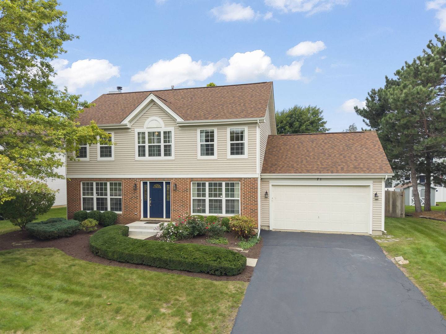 71 Cold Spring CT, Aurora, IL 60506