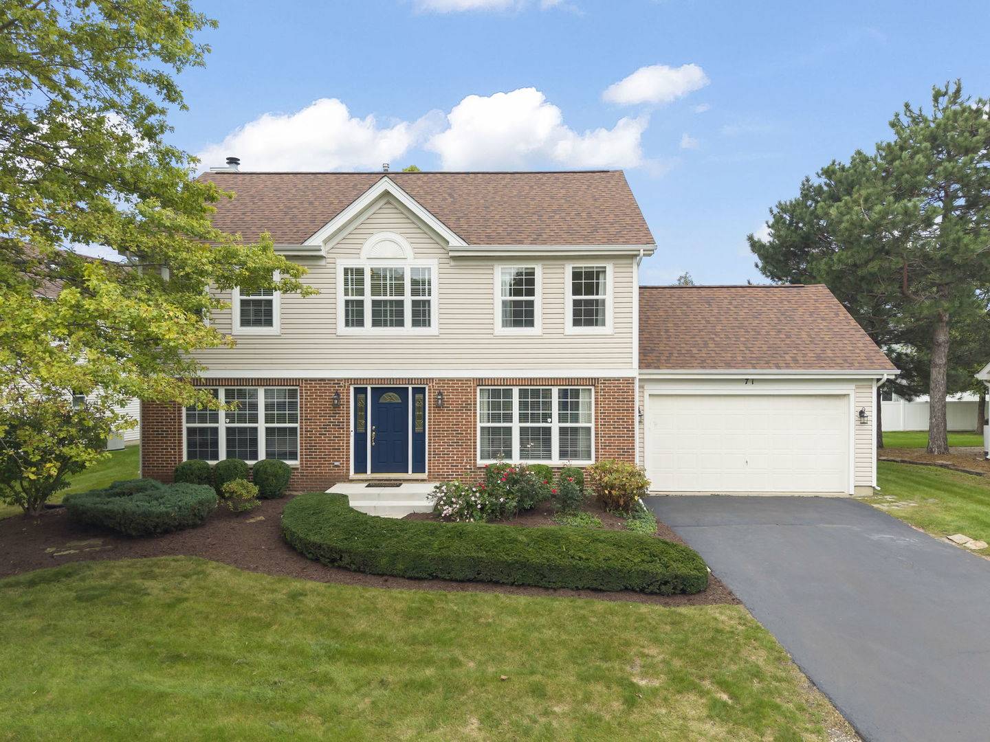 71 Cold Spring CT, Aurora, IL 60506