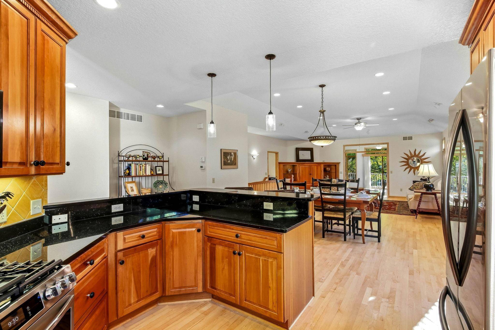 14802 Margaret PL, Minnetonka, MN 55345