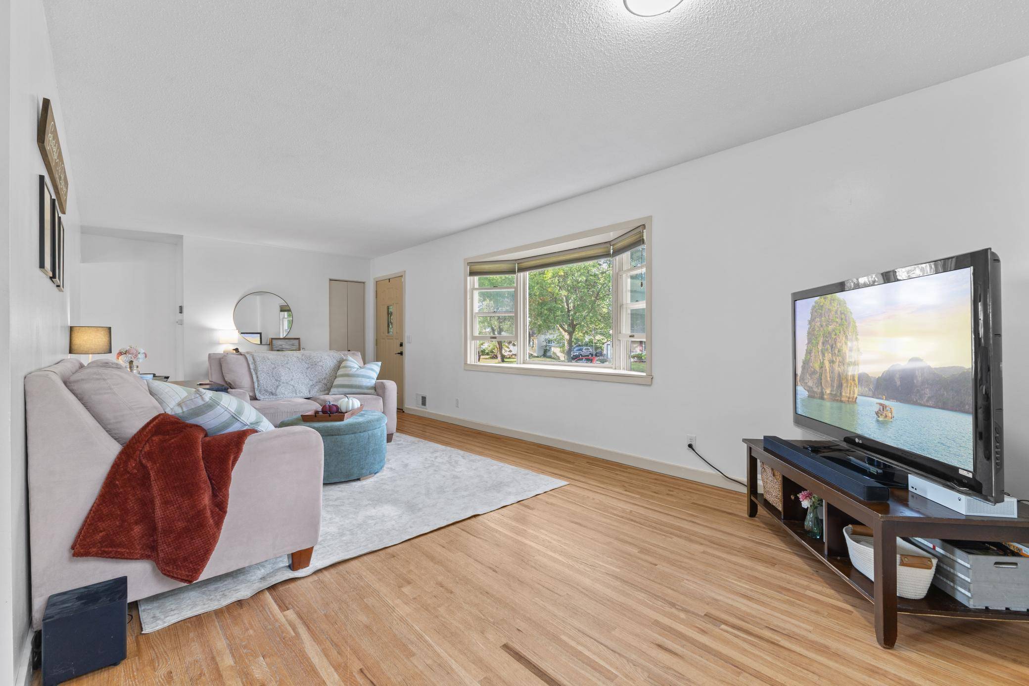 10143 Cottonwood ST NW, Coon Rapids, MN 55448