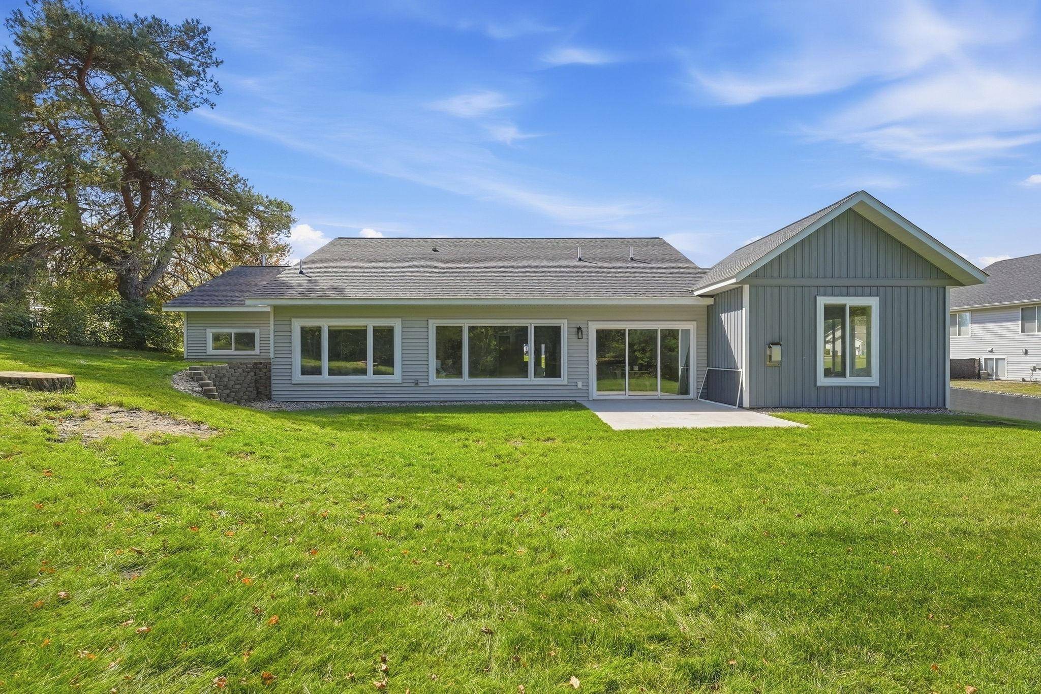 3319 Lakecrest RD NE, Alexandria, MN 56308