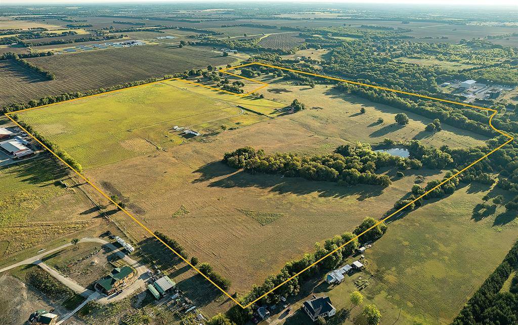 001 Hwy 160, Whitewright, TX 75491