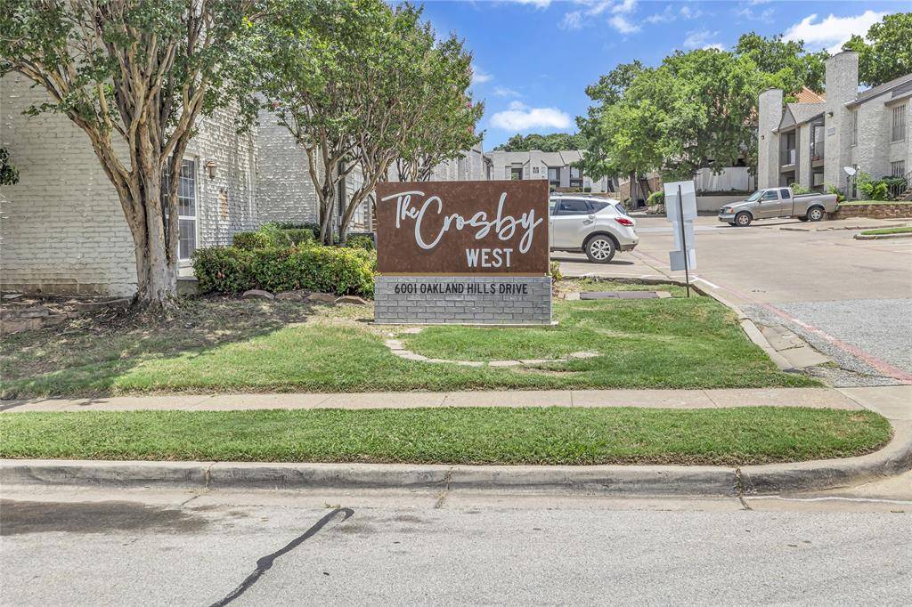 6026 Stoneybrook Drive, Fort Worth, TX 76112
