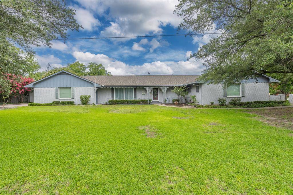 1302 Culver Street, Commerce, TX 75428