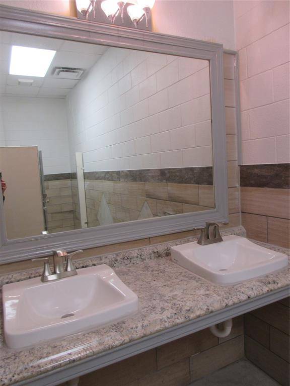 138 Live Oak #1, Marlin, TX 76661