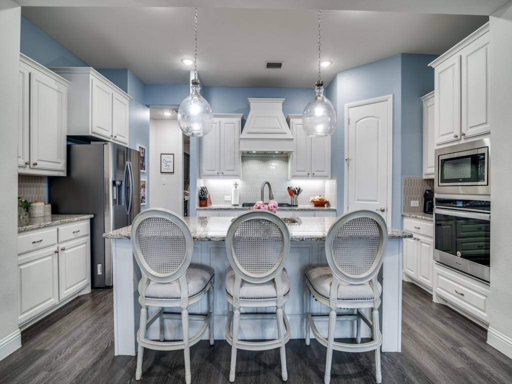 918 Colby Bluff Drive, Rockwall, TX 75087