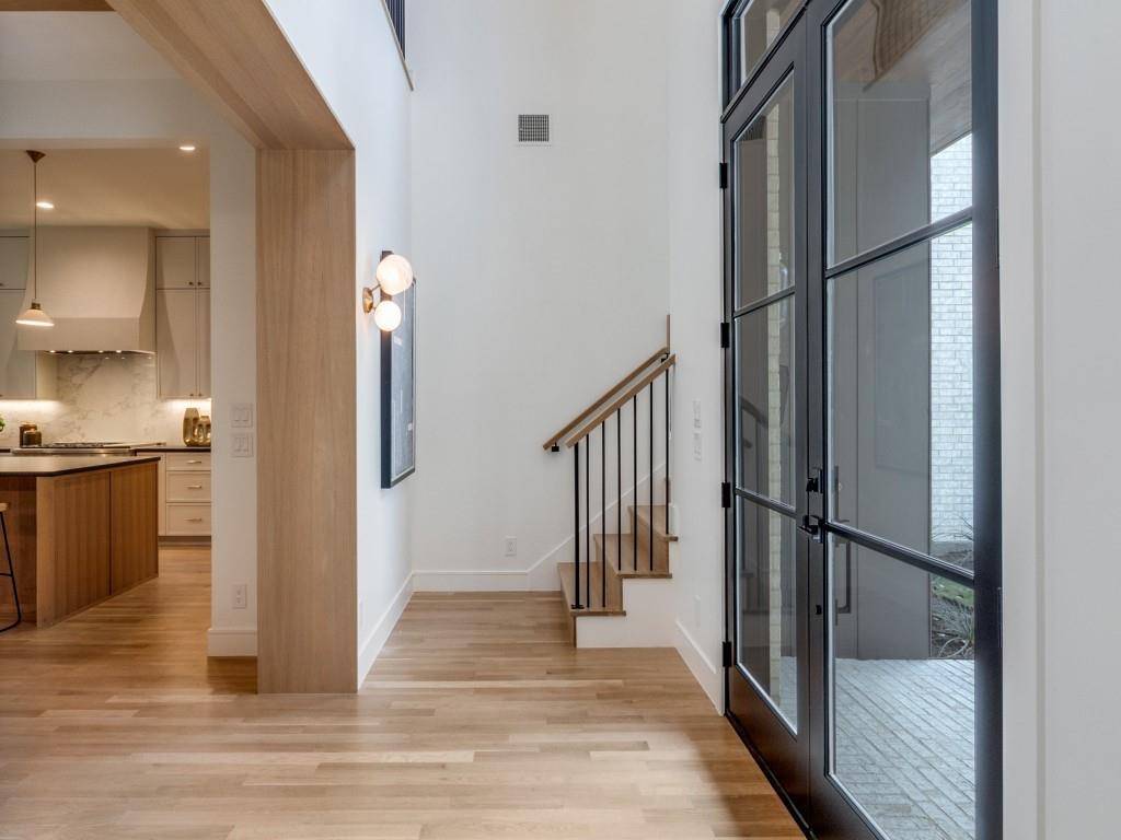 1622 Old Gate Lane, Dallas, TX 75218