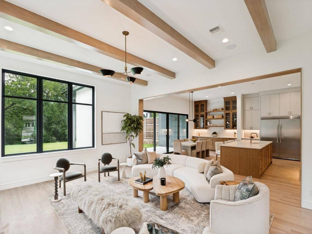 9104 Diceman Drive, Dallas, TX 75218