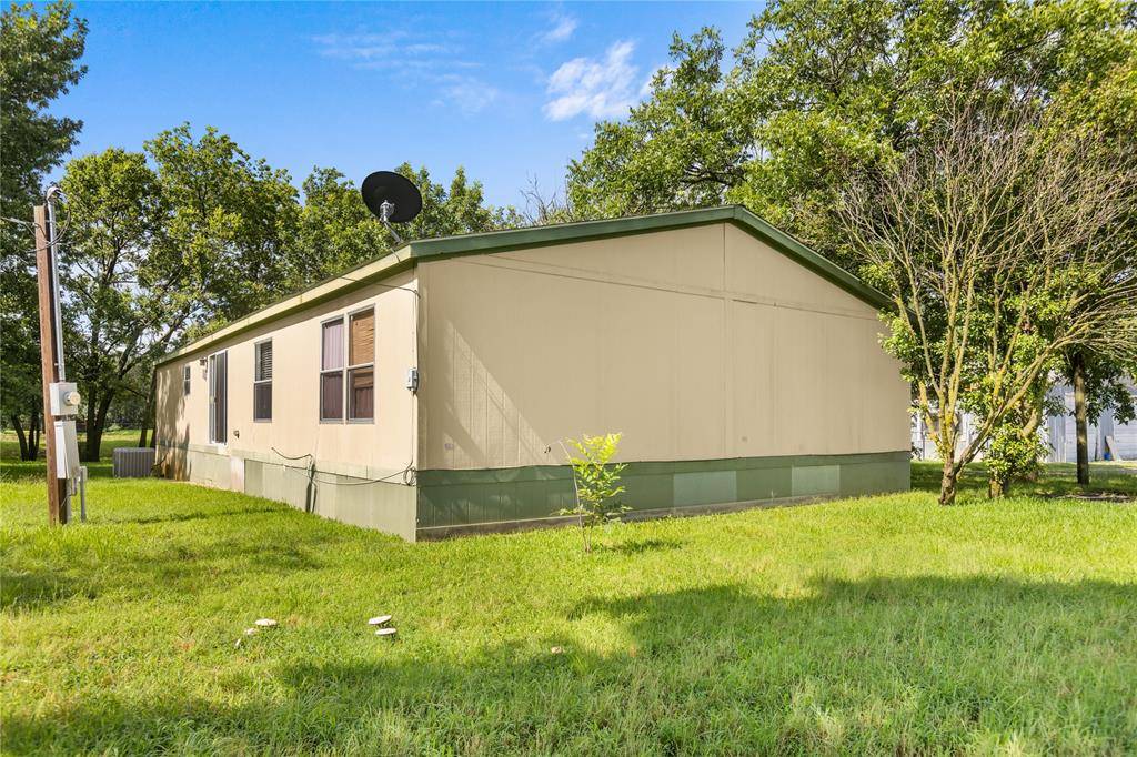 830 Pearce Drive, Pottsboro, TX 75076