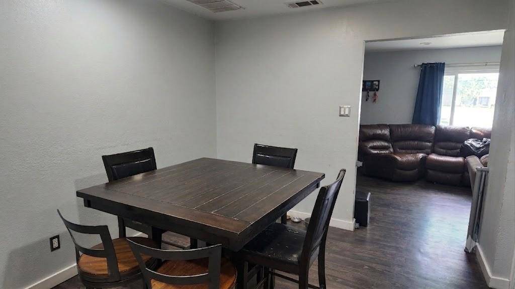 2532 Plaza Boulevard, Dallas, TX 75241