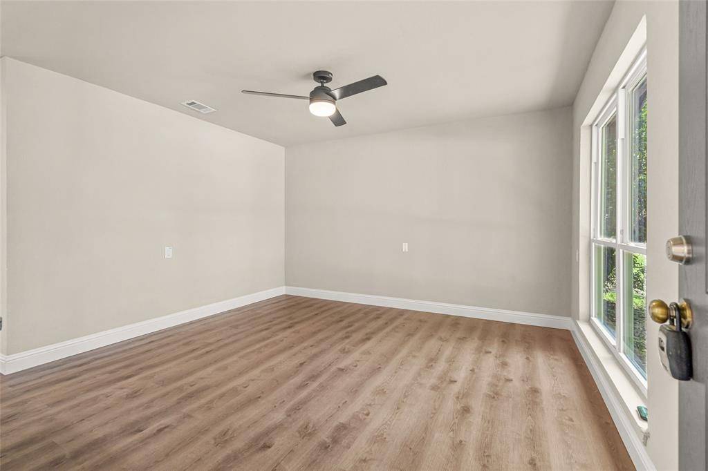 6402 Claude Court, Fort Worth, TX 76135