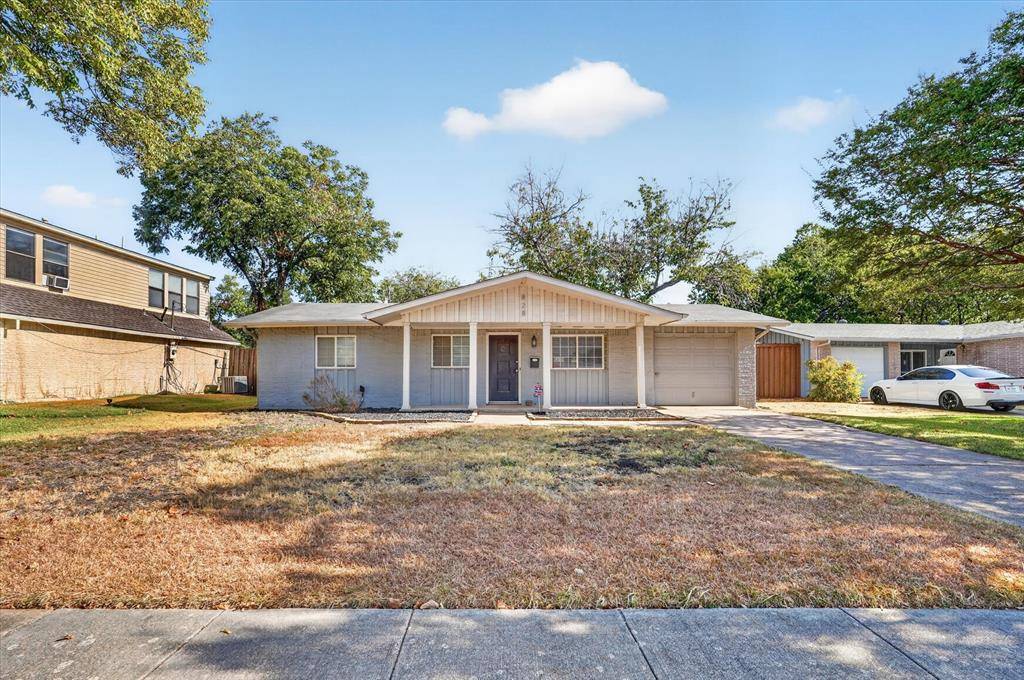 828 Kingswood Avenue, Richardson, TX 75080