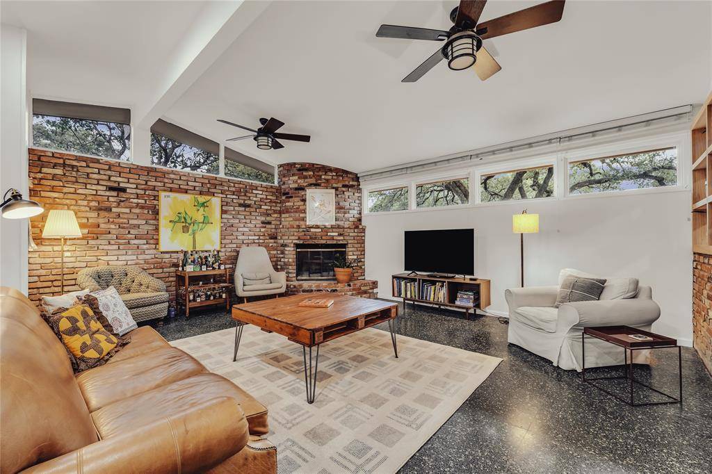 2112 Gregory Lane, Waco, TX 76708
