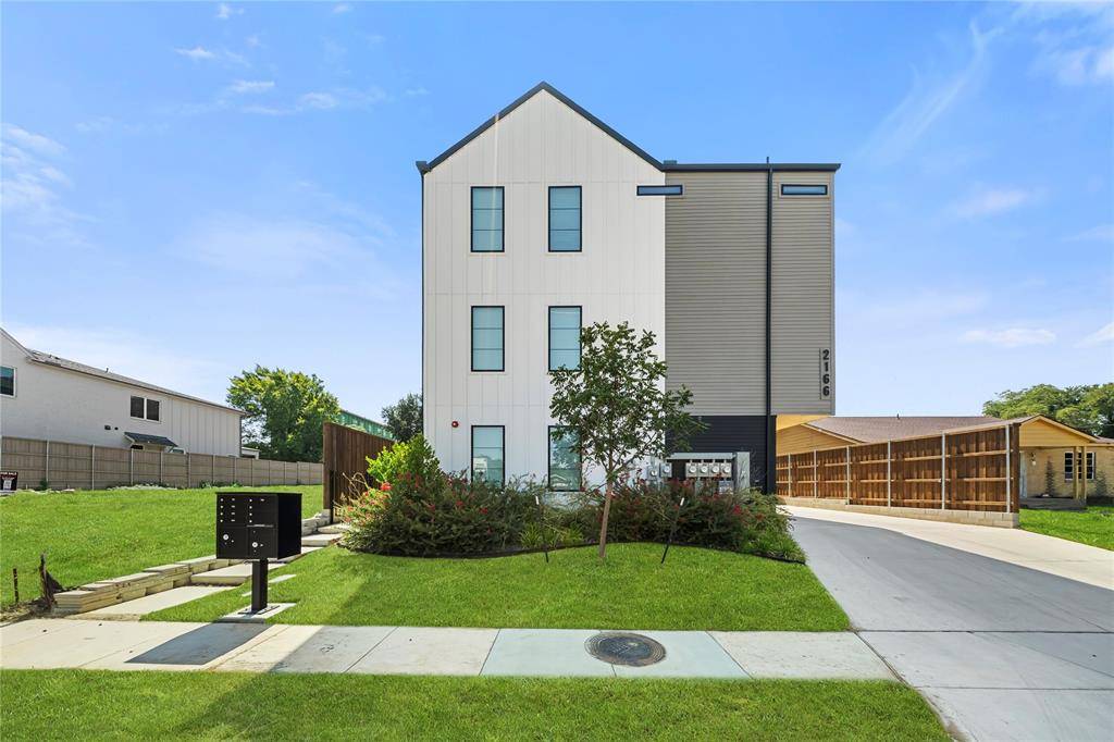 2166 Lovedale Avenue #102, Dallas, TX 75235