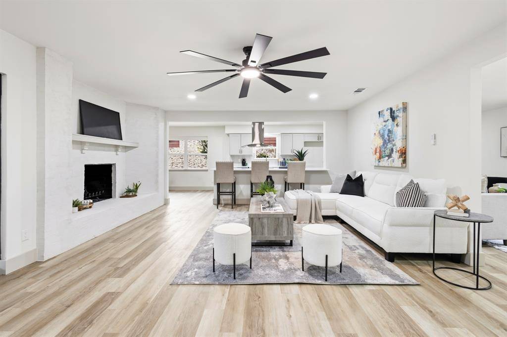 442 Hanover Lane, Irving, TX 75062